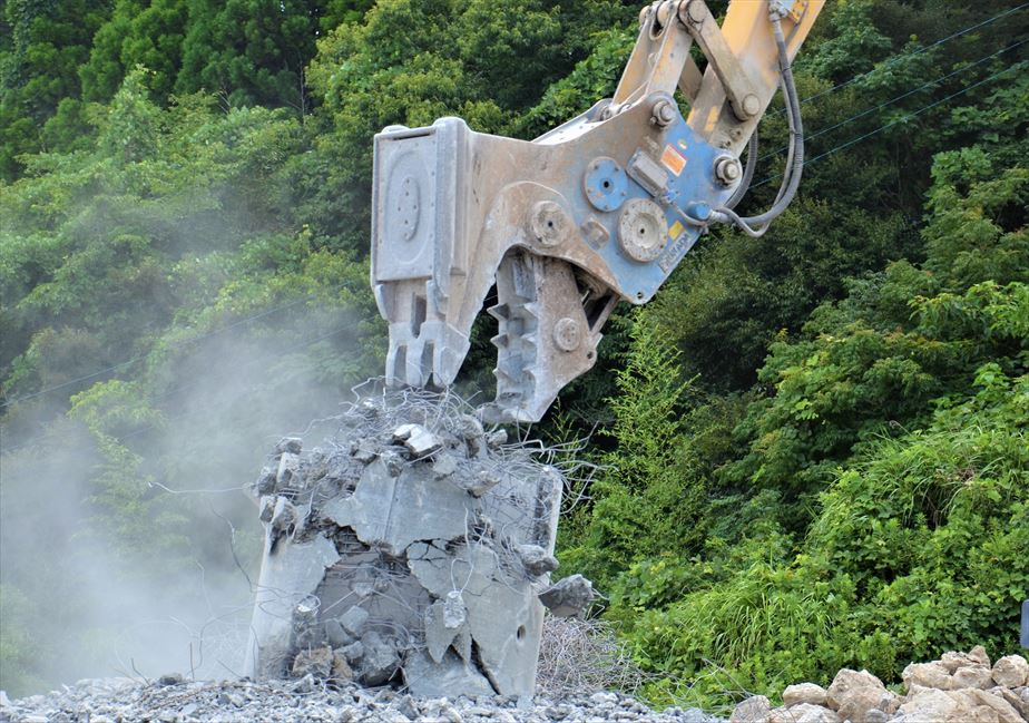小割り機